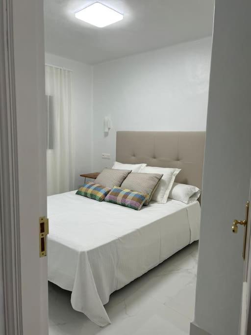 Moderno Apartamento Cerca Al Mar Tías Buitenkant foto
